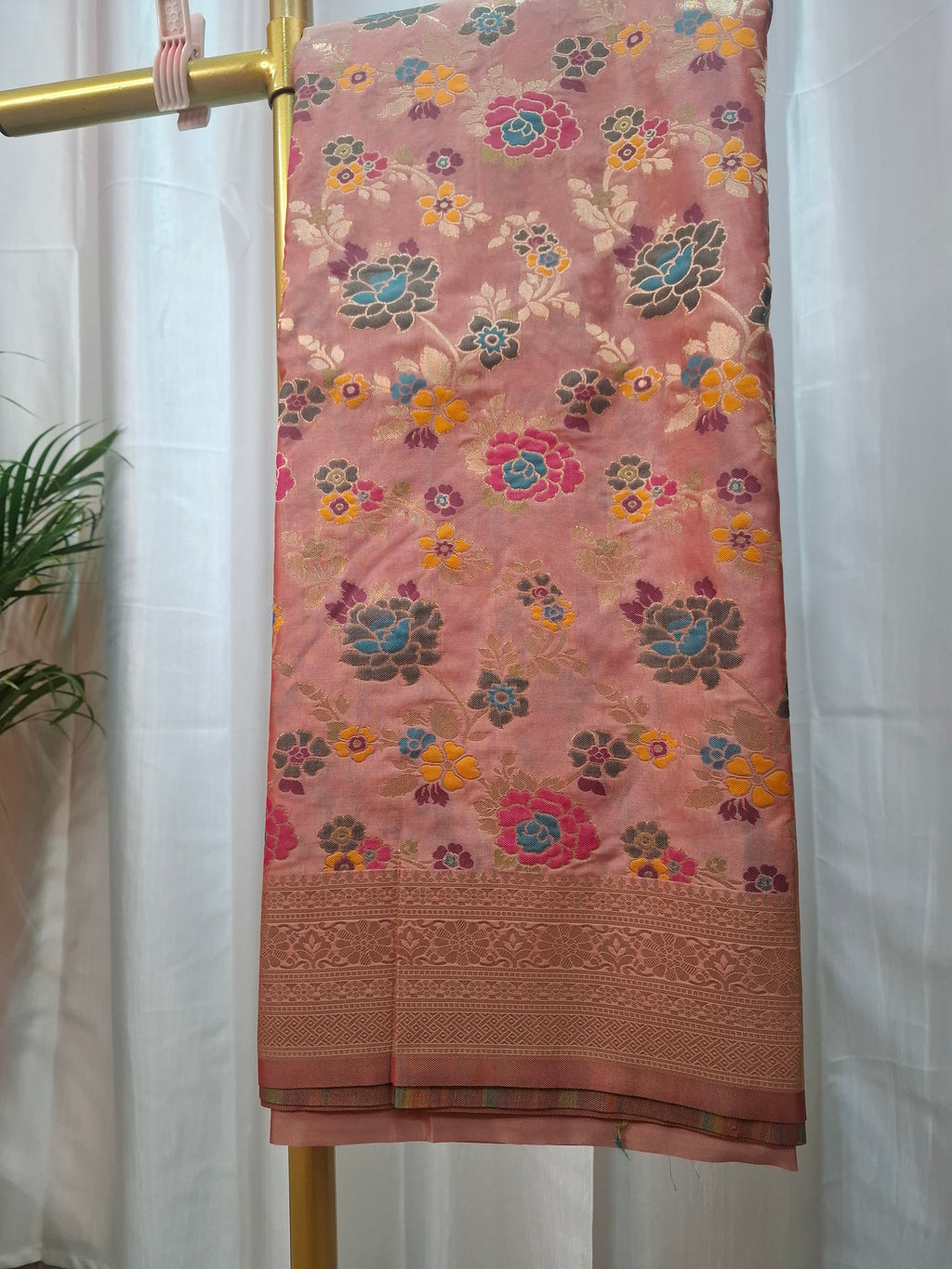 Pinkish-Mauve Russian Silk Banarasi saree