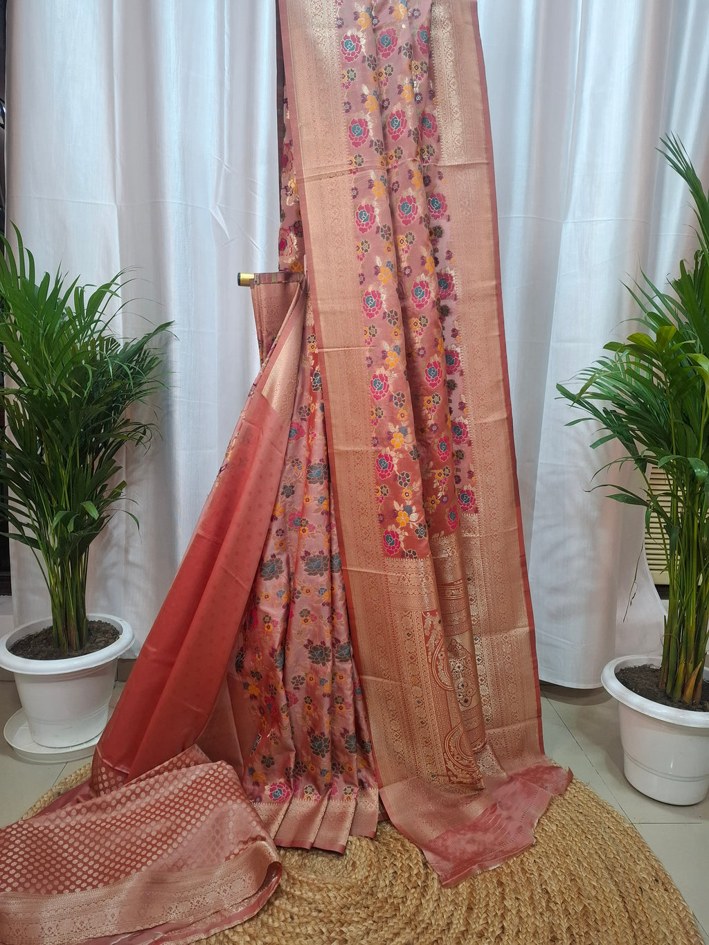 Pinkish-Mauve Russian Silk Banarasi saree