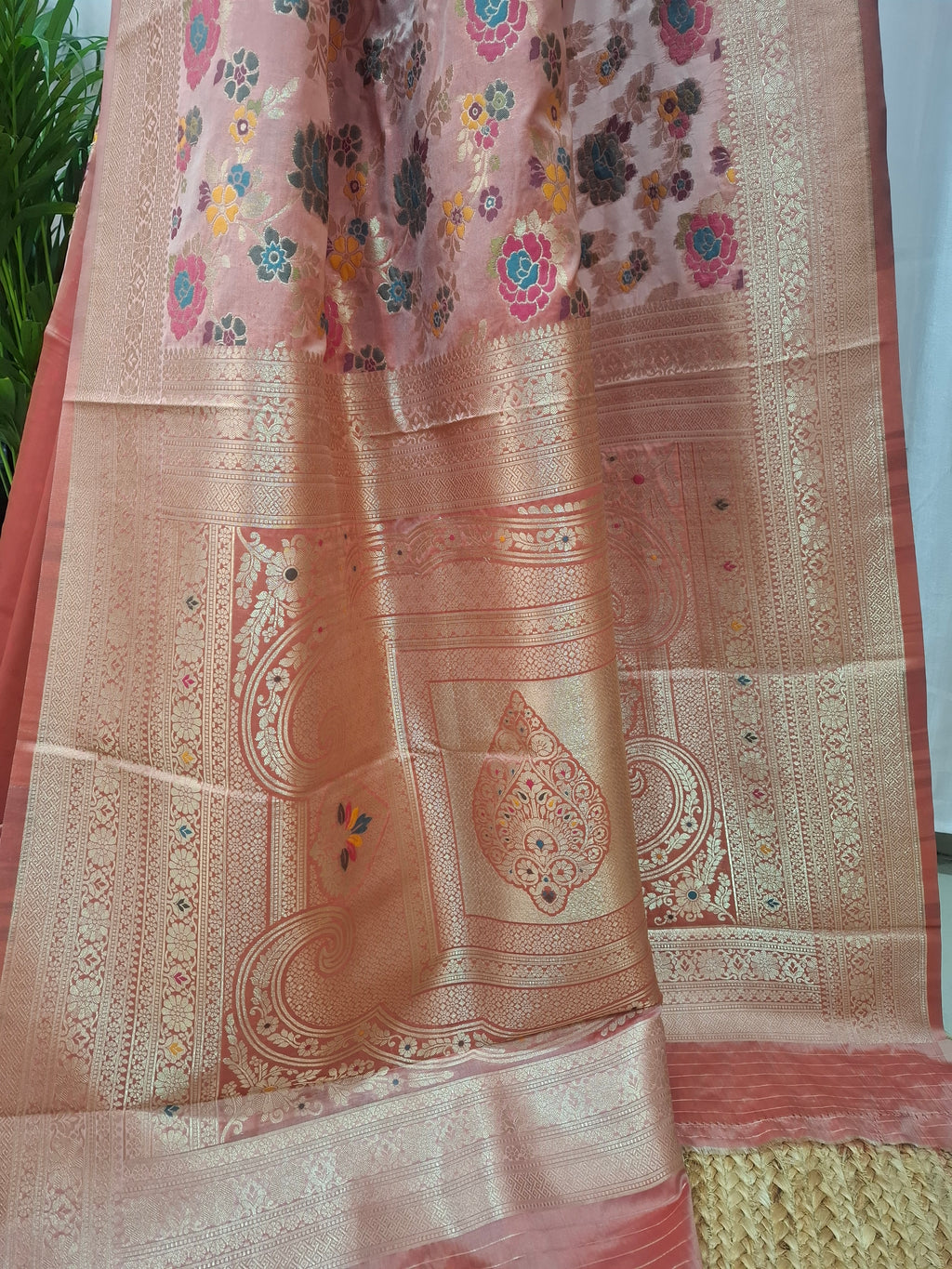 Pinkish-Mauve Russian Silk Banarasi saree