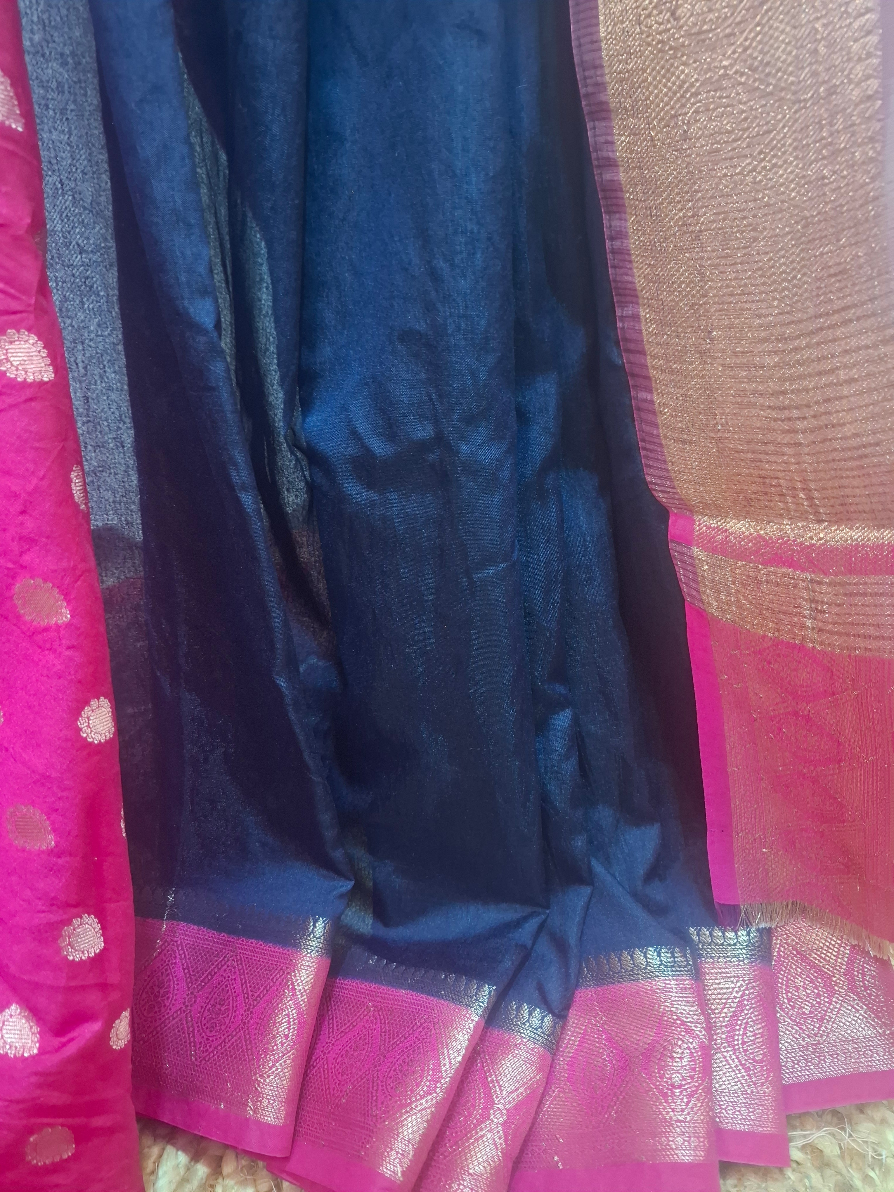Navy Malmali banarasi silk contrast border
