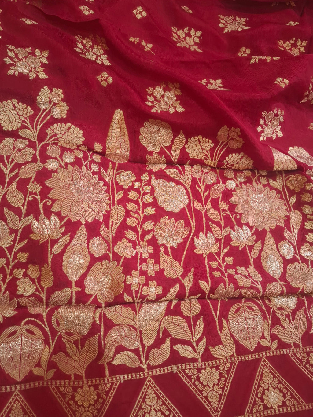 Deep red georgette Banarasi saree with zari flower and zari booti
