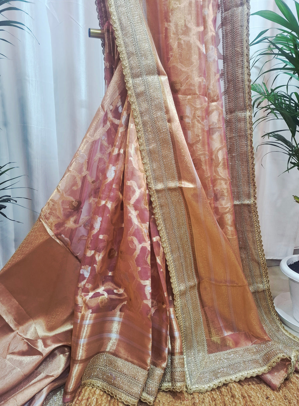 Pink and gold Pure Diamond Tissue Silk Banarasi Saree