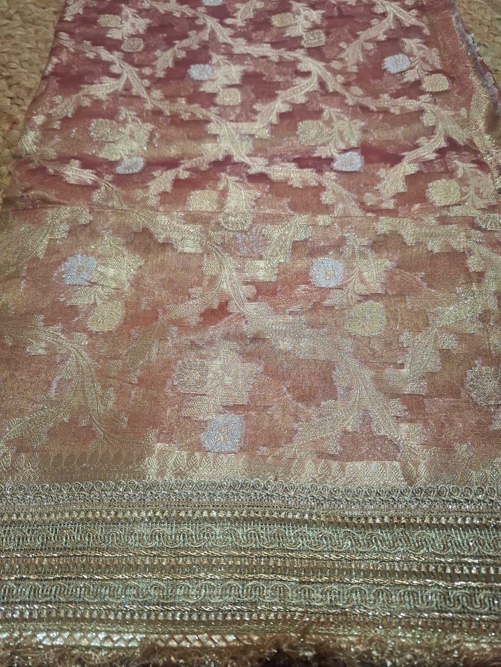 Maroon gold Pure Diamond Tissue Silk Banarasi Saree