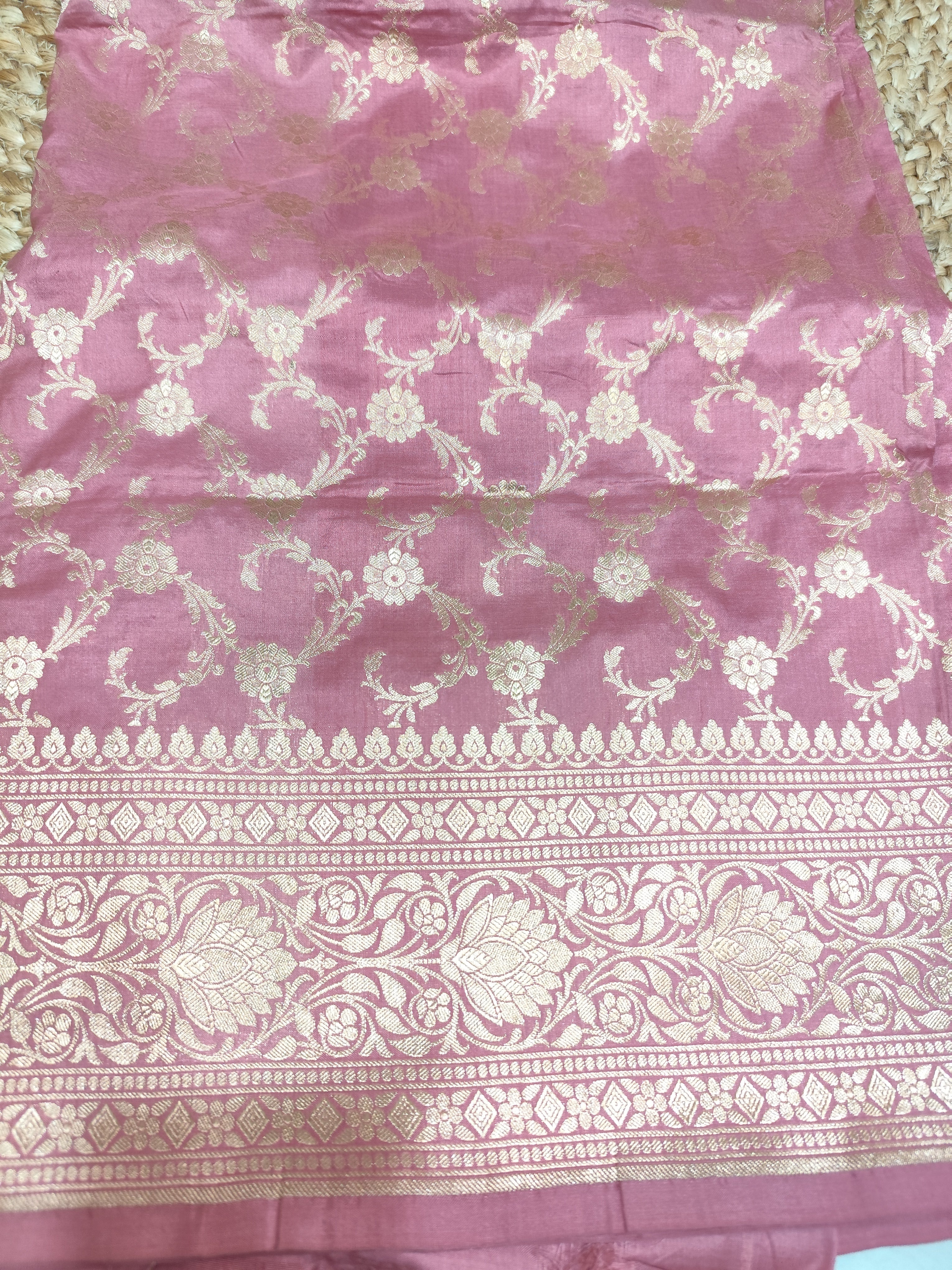 Mauve-Pink Pure Katan Handloom Banarasi Saree