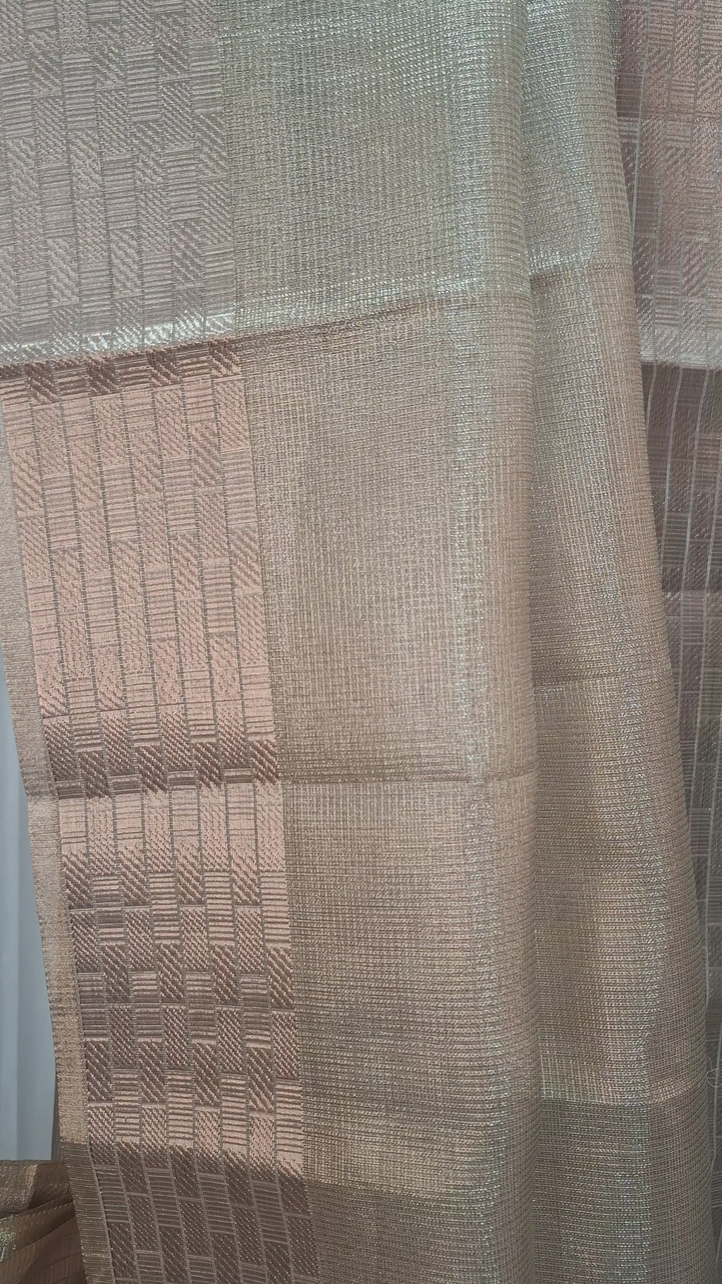 Ivory Gold Kora Tissue Silk Banarasi saree